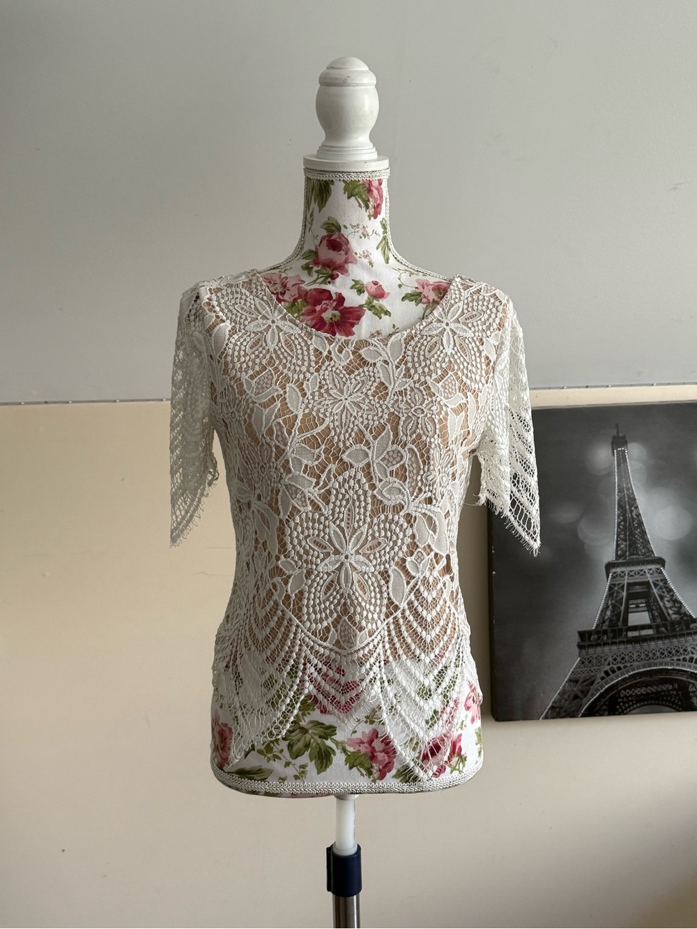 Express White Lace Crochet Short Sleeve Top